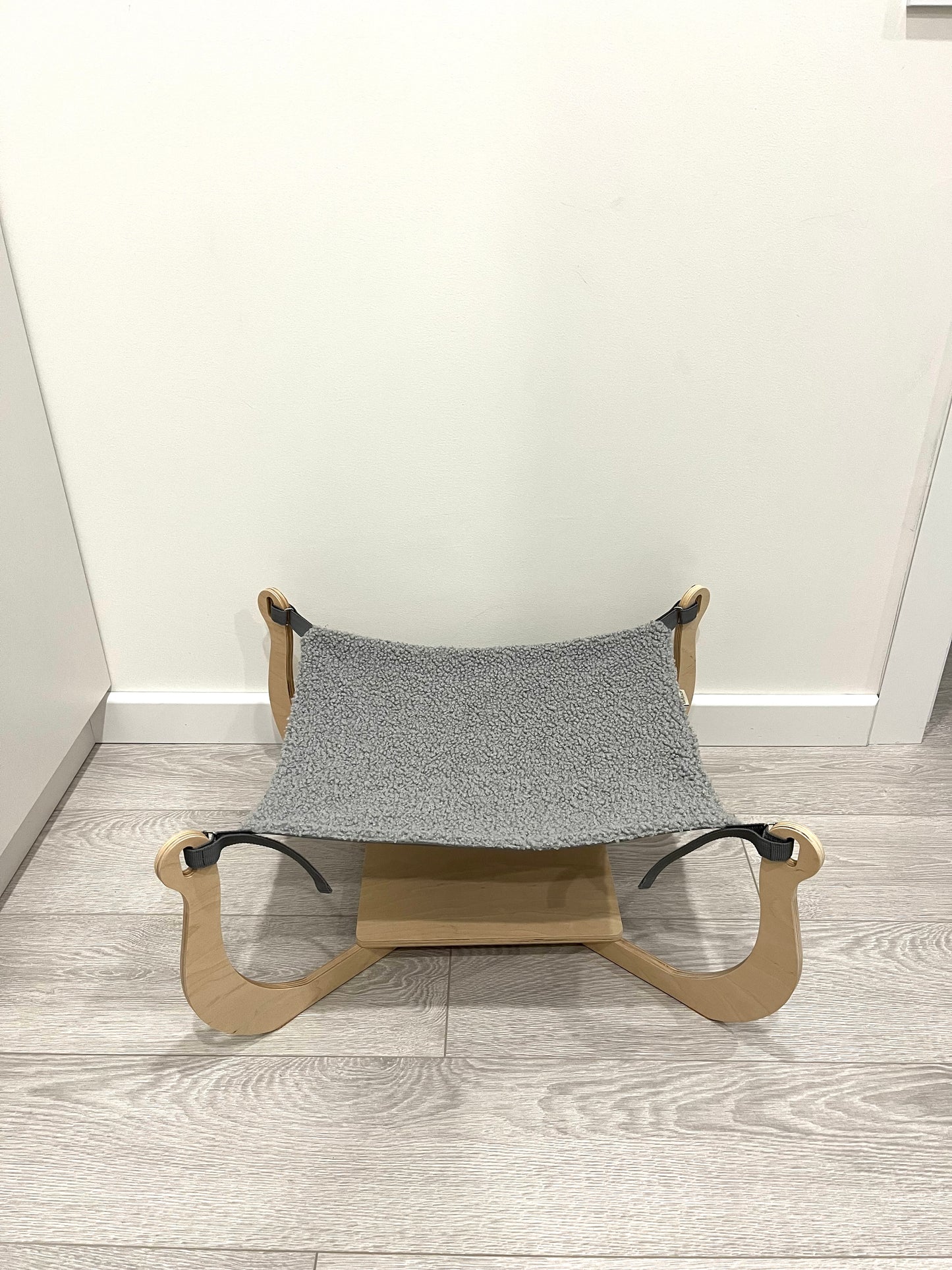 Cadre en Bois pour Hamac pour Animaux “OASIS” – Élégance et Stabilité Naturelle